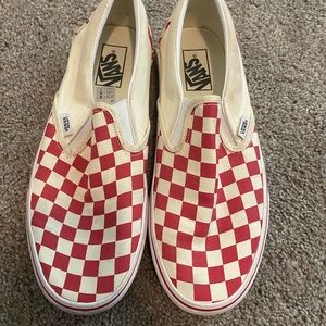 red checkered vans!!